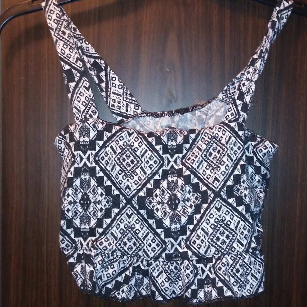 Black and white crop top